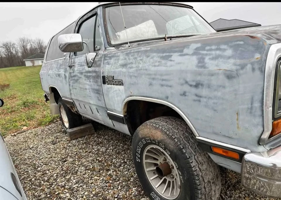 1988 Dodge Ramcharger - Image 2 of 10