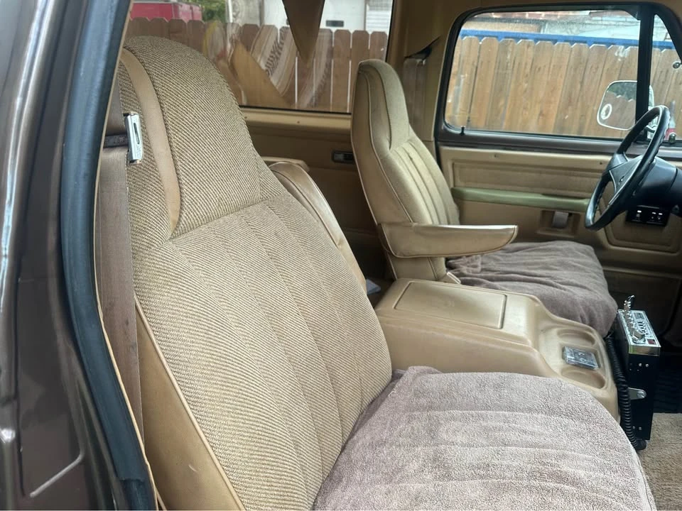 1988 Dodge Ramcharger - Image 8 of 9