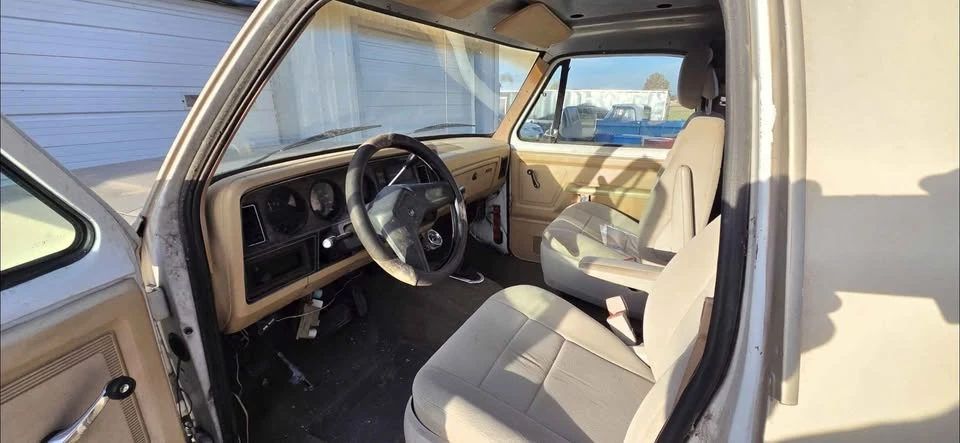 1988 Dodge Ramcharger - Image 8 of 9