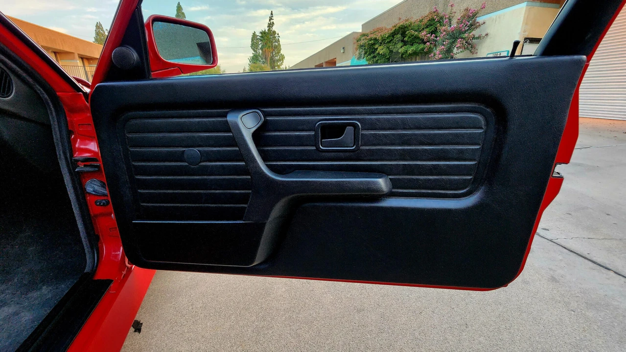 1988 BMW E30 M3 - Image 28 of 31