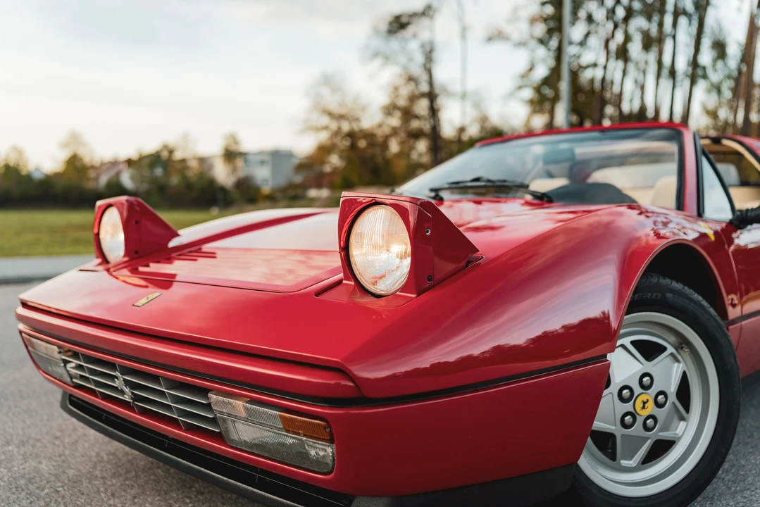 1988 Ferrari 328 GTS - Image 23 of 31
