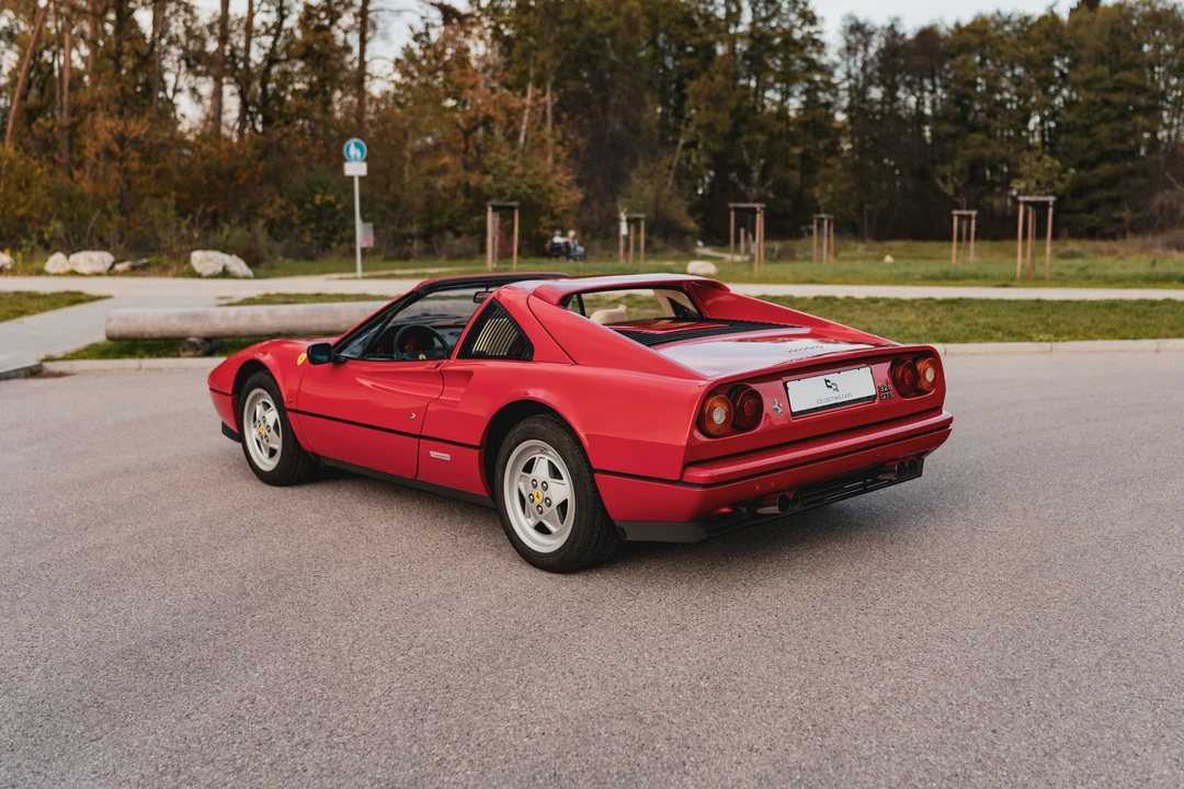1988 Ferrari 328 GTS - Image 8 of 31