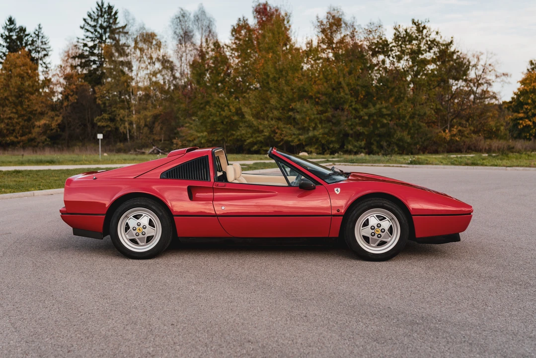 1988 Ferrari 328 GTS - Image 5 of 31