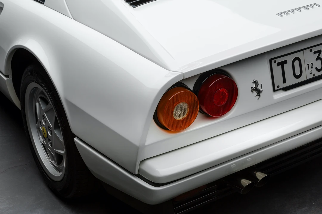 1988 Ferrari 328 GTS - Image 26 of 31