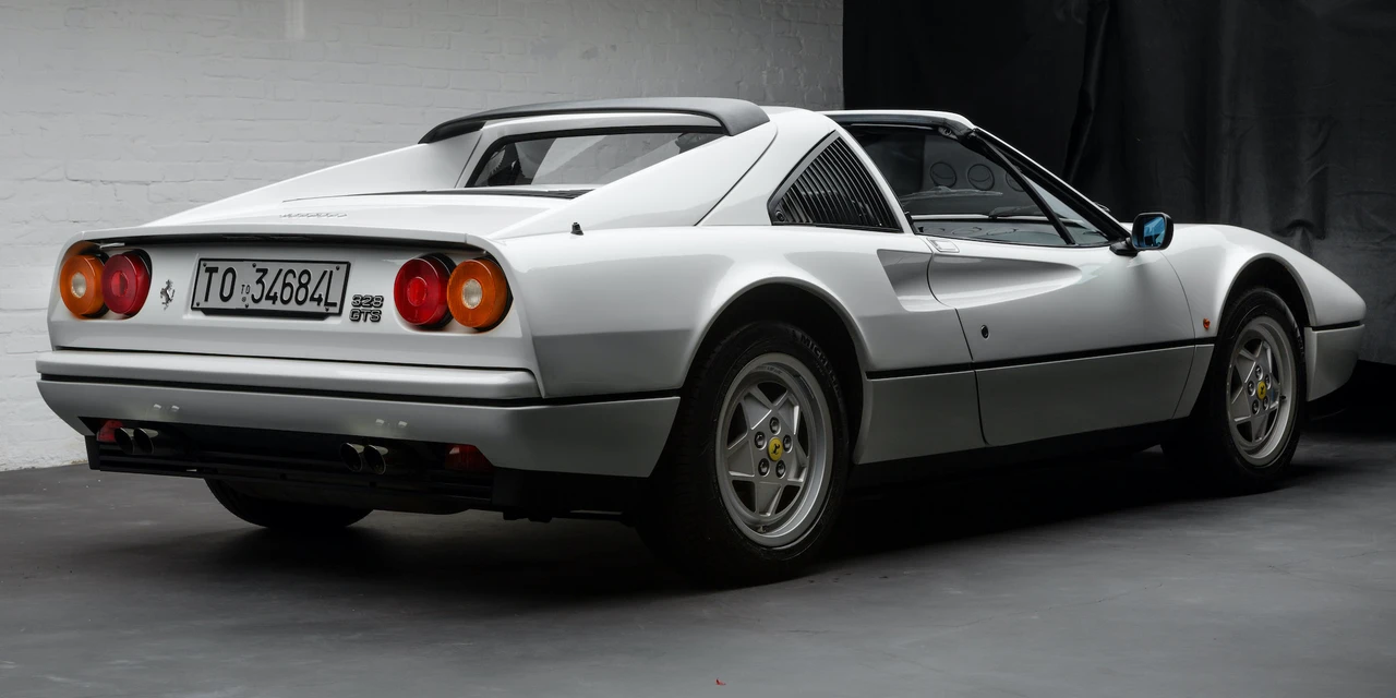 1988 Ferrari 328 GTS - Image 9 of 31
