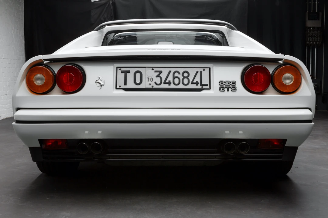 1988 Ferrari 328 GTS - Image 11 of 31