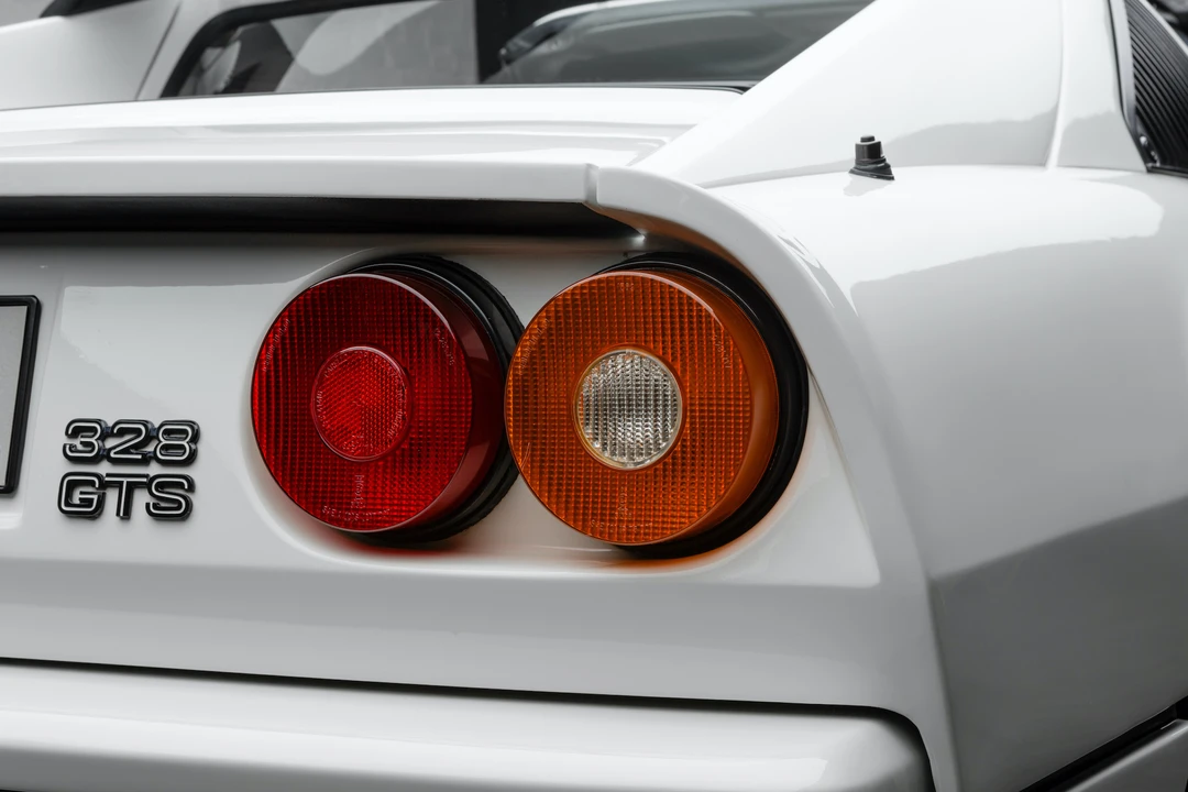 1988 Ferrari 328 GTS - Image 19 of 31