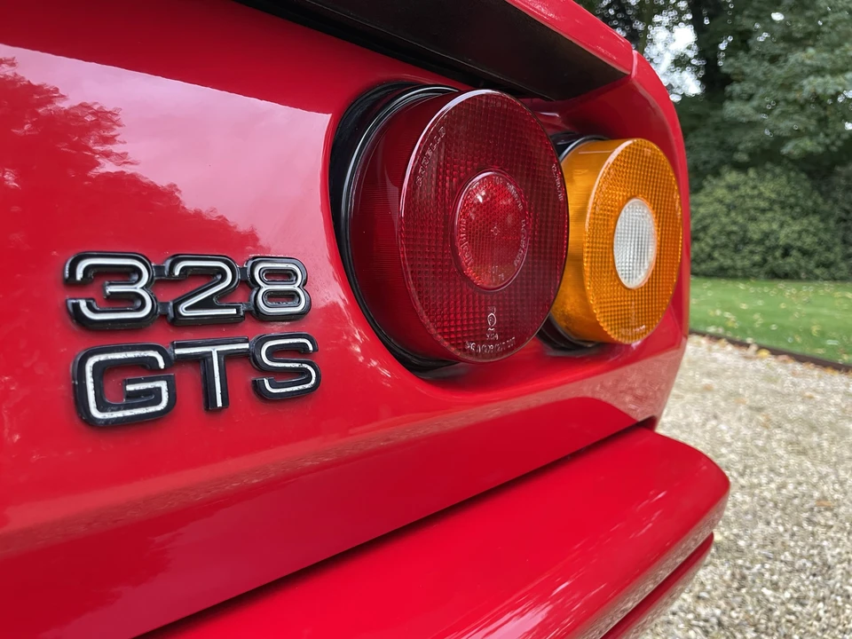 1988 Ferrari 328 GTS - Image 25 of 31