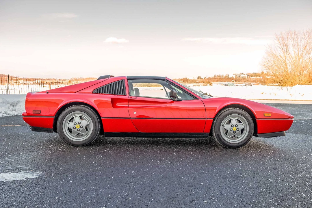 1988 Ferrari 328 GTS - Image 10 of 31