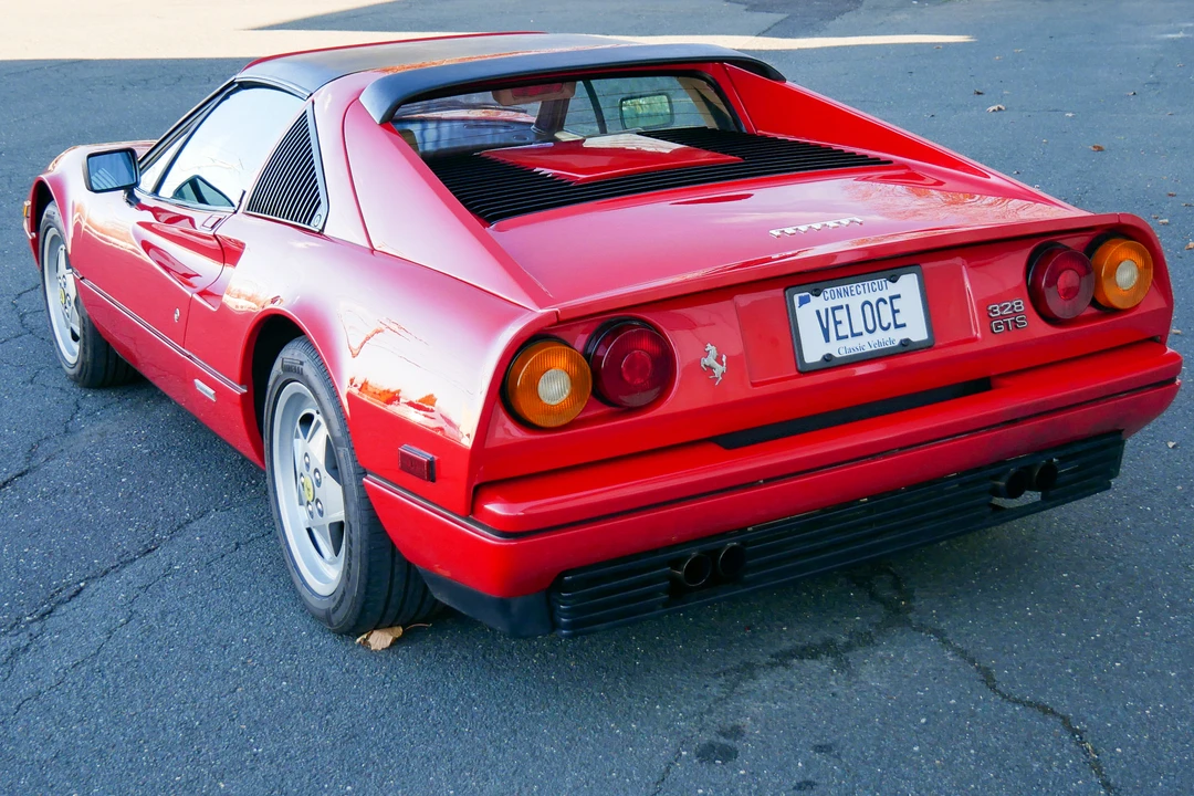 1988 Ferrari 328 GTS - Image 24 of 31