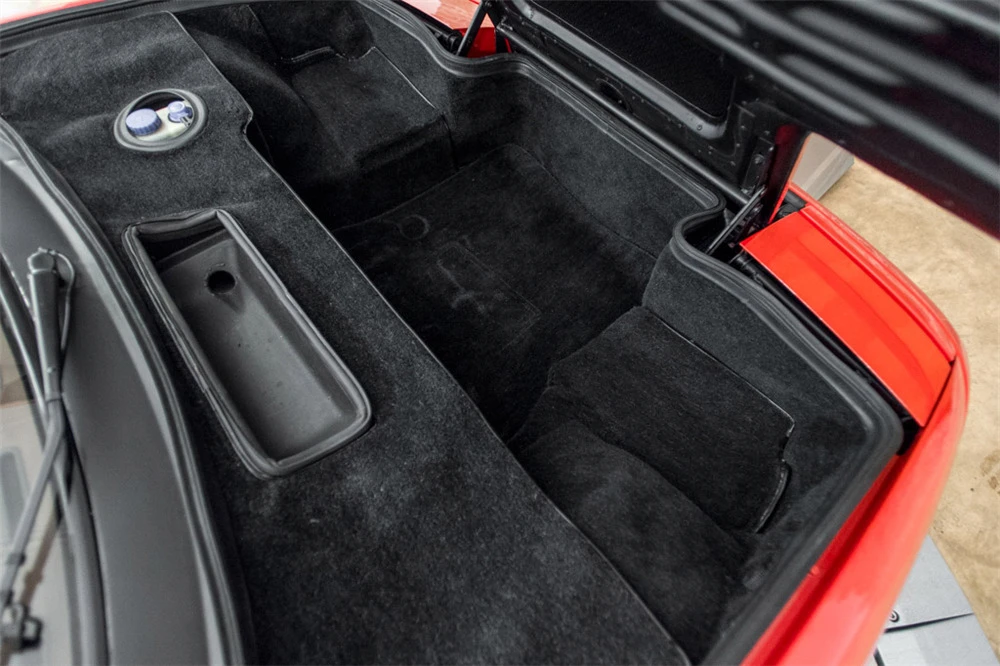 1988 Ferrari Testarossa - Image 8 of 10