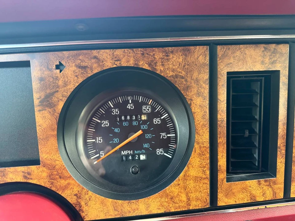 1988 Ford Bronco II - Image 9 of 12