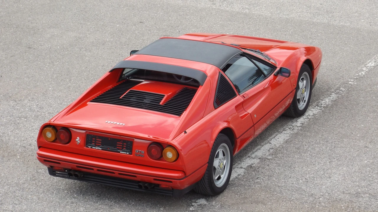 1988 Ferrari 308 - Image 10 of 19