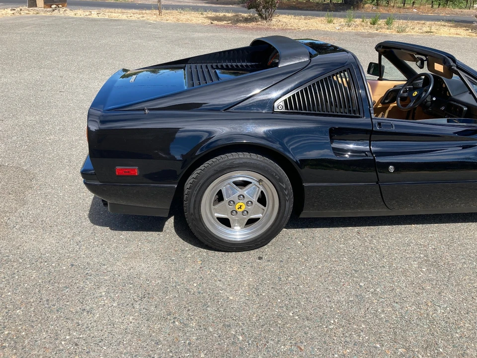 1988 Ferrari 328 - Image 15 of 31