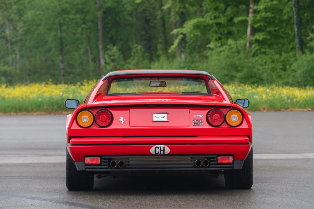 1988 Ferrari 328 GTB - Image 9 of 31