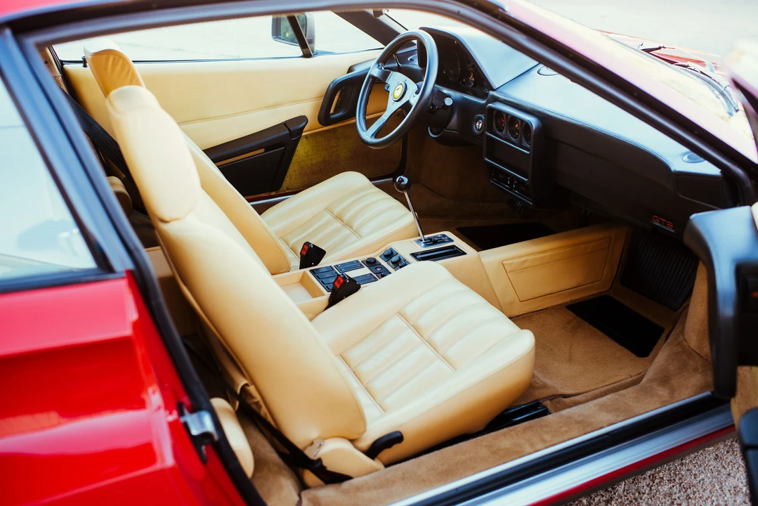 1988 Ferrari 328 GTB - Image 25 of 31