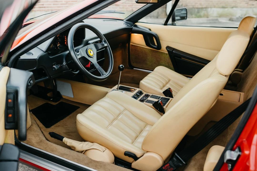 1988 Ferrari 328 GTB - Image 27 of 31