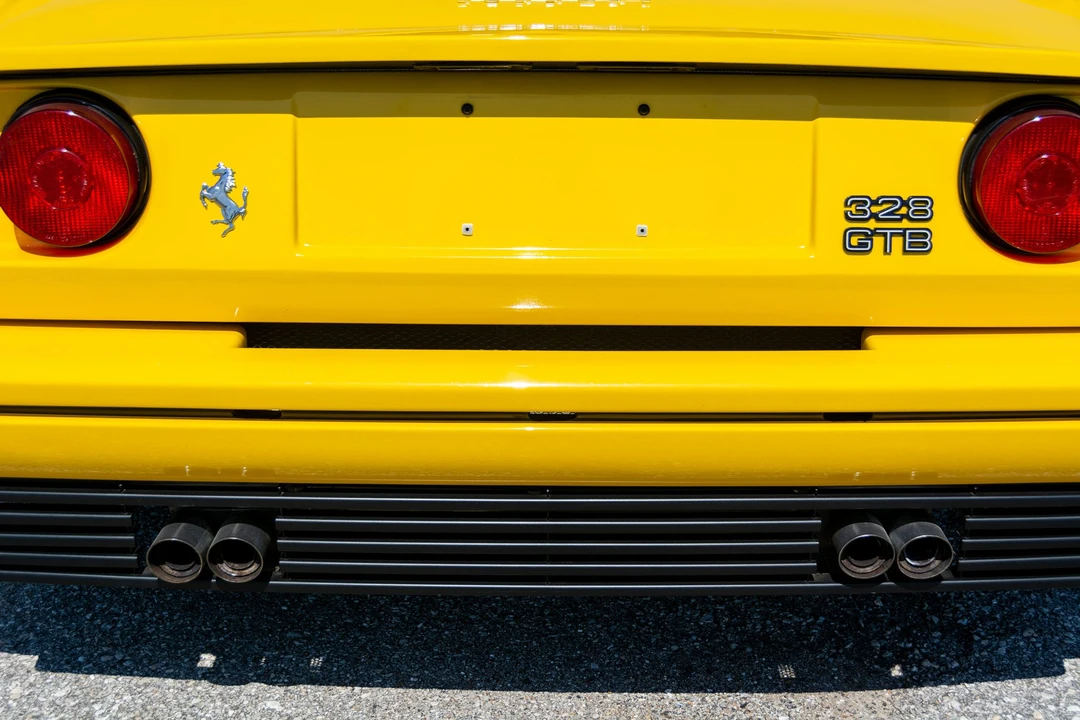 1988 Ferrari 328 GTB - Image 15 of 31