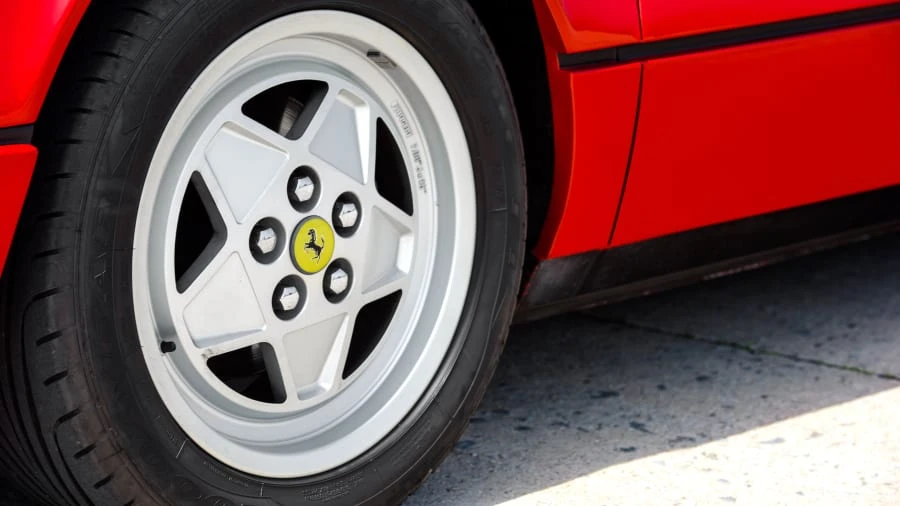 1988 Ferrari 328 GTB - Image 9 of 12
