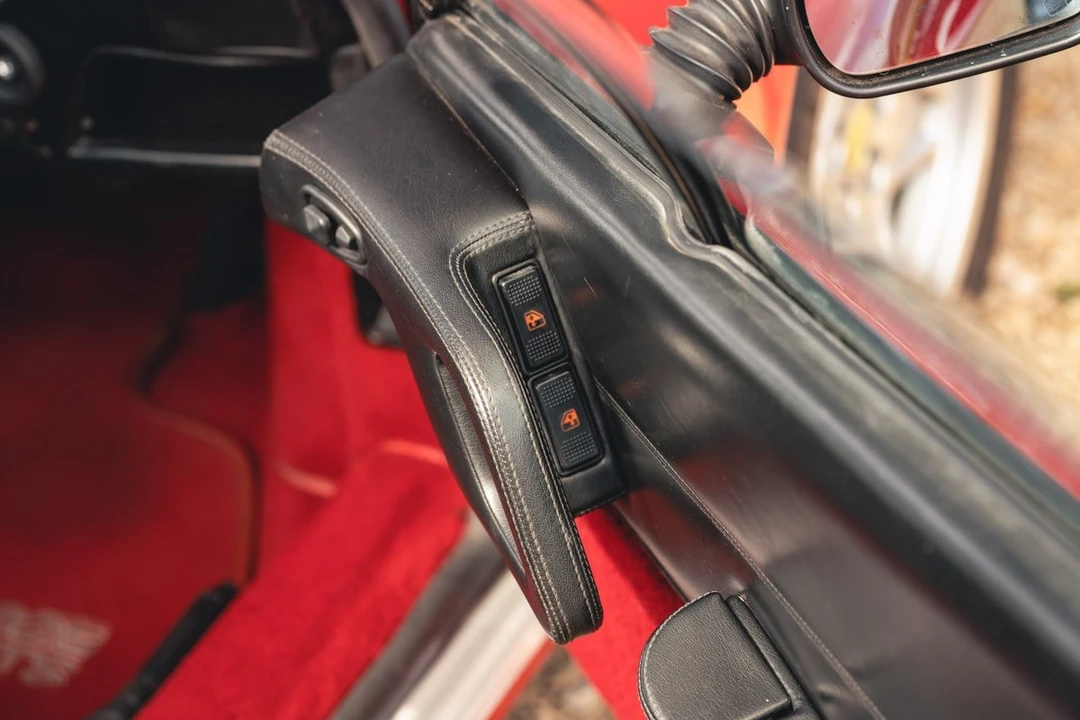 1988 Ferrari 328 GTS - Image 25 of 30