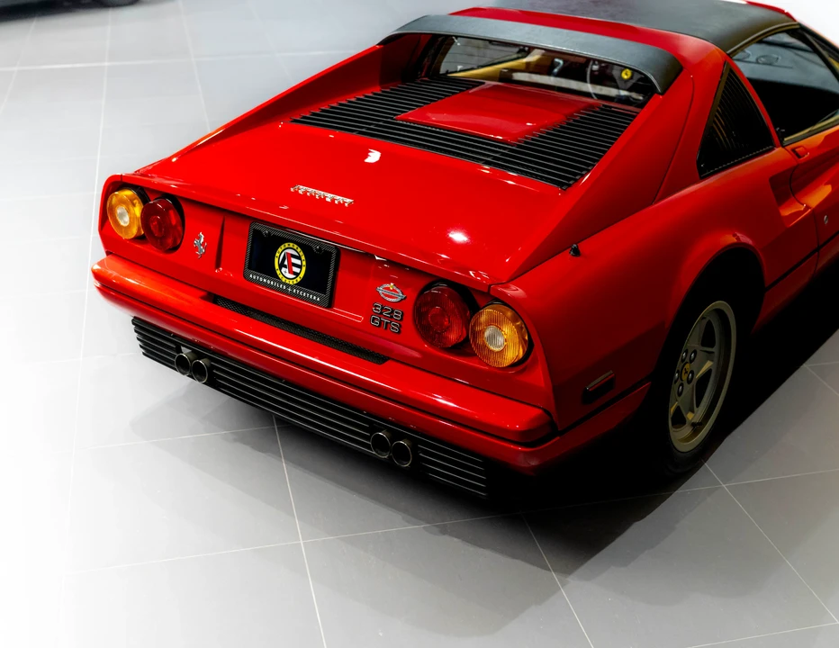 1988 Ferrari 328 GTS - Image 16 of 31