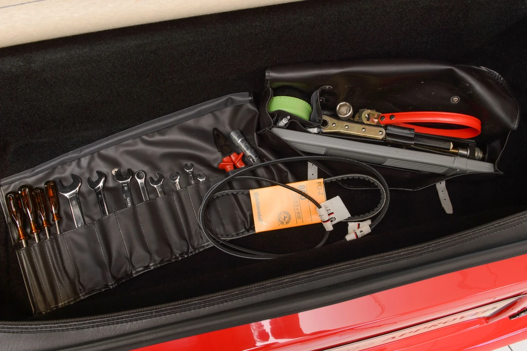 1988 Ferrari 328 GTS - Image 21 of 25