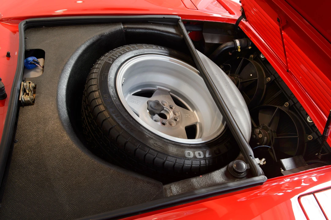 1988 Ferrari 328 GTS - Image 3 of 25