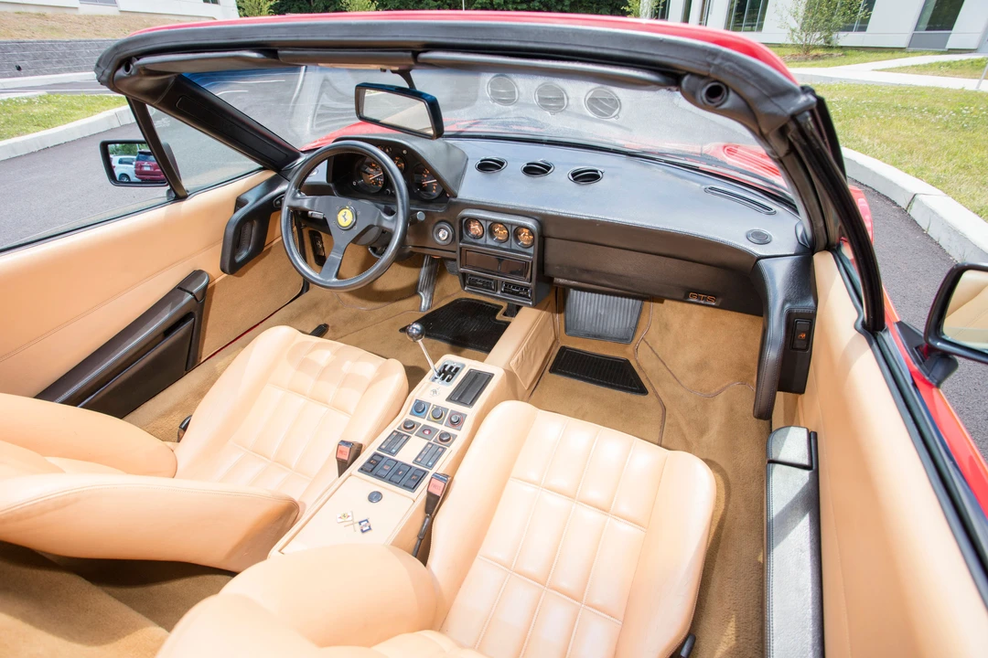 1988 Ferrari 328 GTS - Image 25 of 31