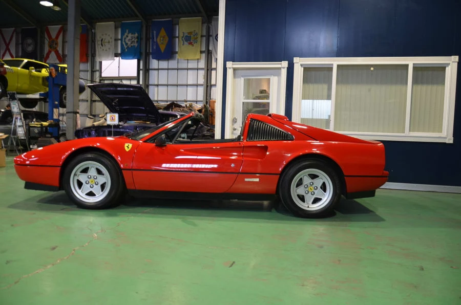 1988 Ferrari 328 GTS - Image 2 of 10