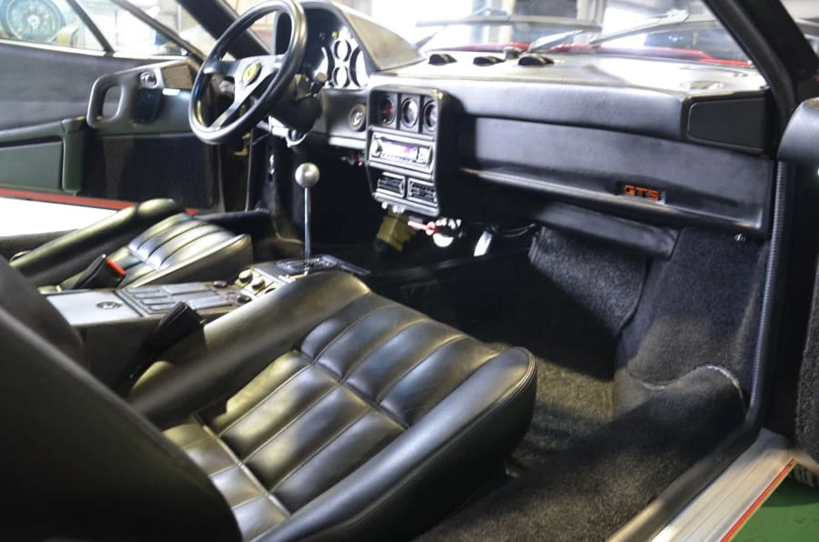 1988 Ferrari 328 GTS - Image 6 of 10