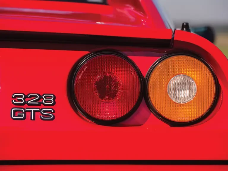 1988 Ferrari 328 GTS - Image 8 of 31