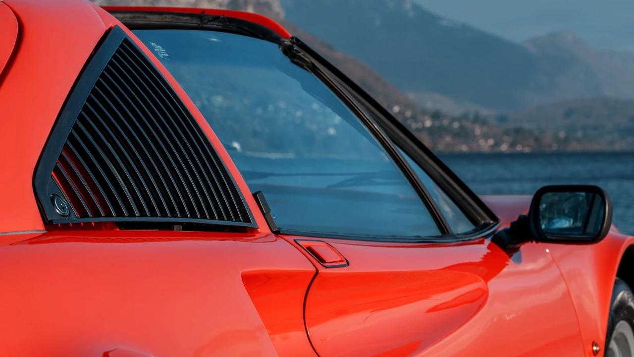 1988 Ferrari 328 GTS - Image 12 of 31