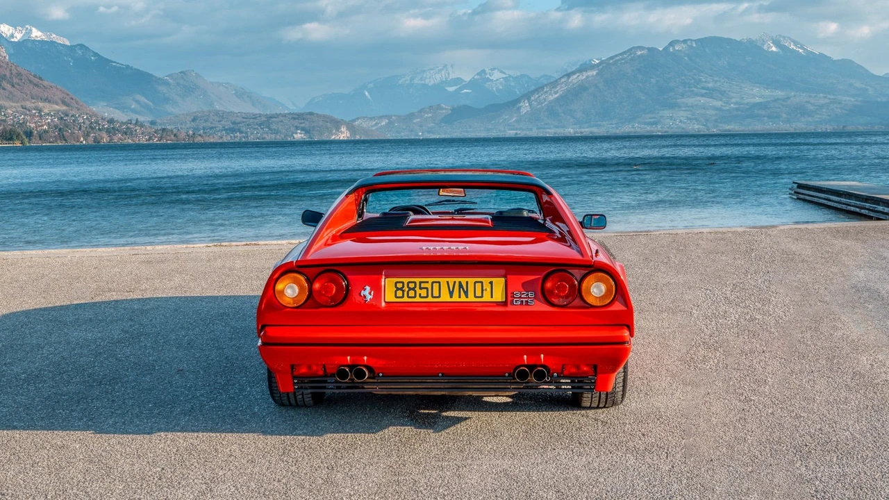 1988 Ferrari 328 GTS - Image 13 of 31