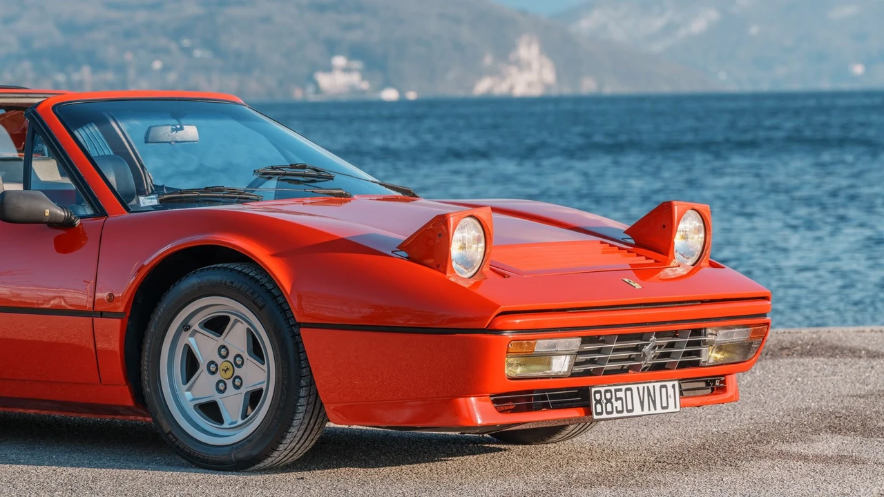 1988 Ferrari 328 GTS - Image 17 of 31