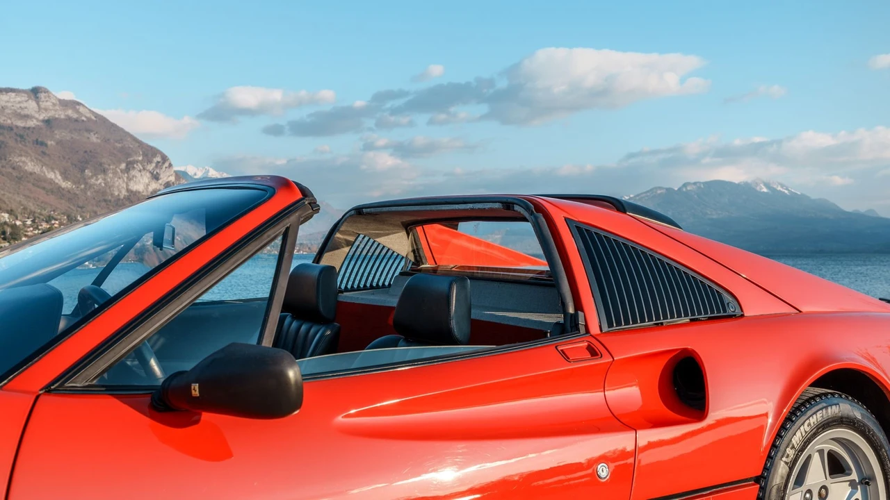 1988 Ferrari 328 GTS - Image 21 of 31