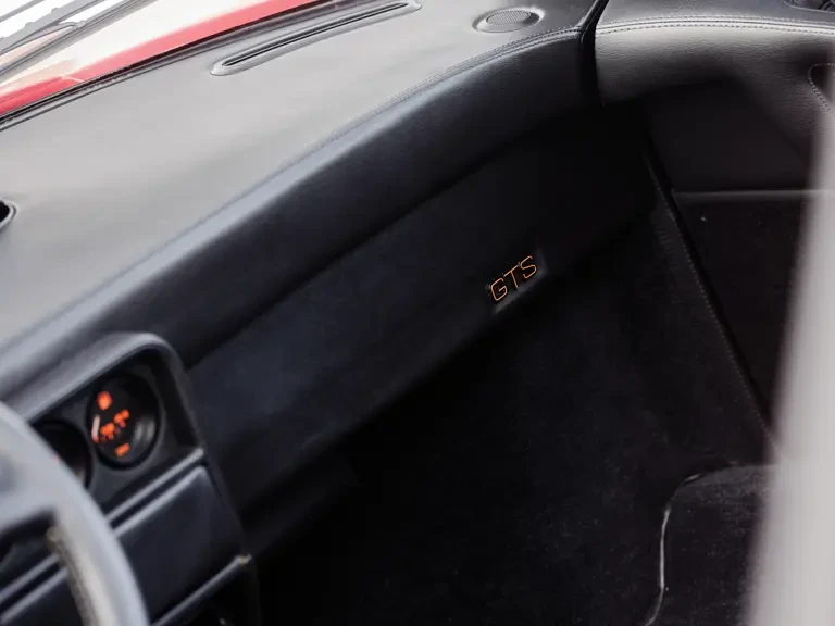 1988 Ferrari 328 GTS - Image 19 of 31