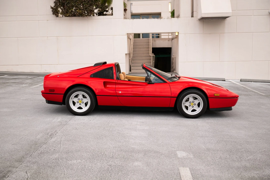 1988 Ferrari 328 GTS - Image 23 of 31