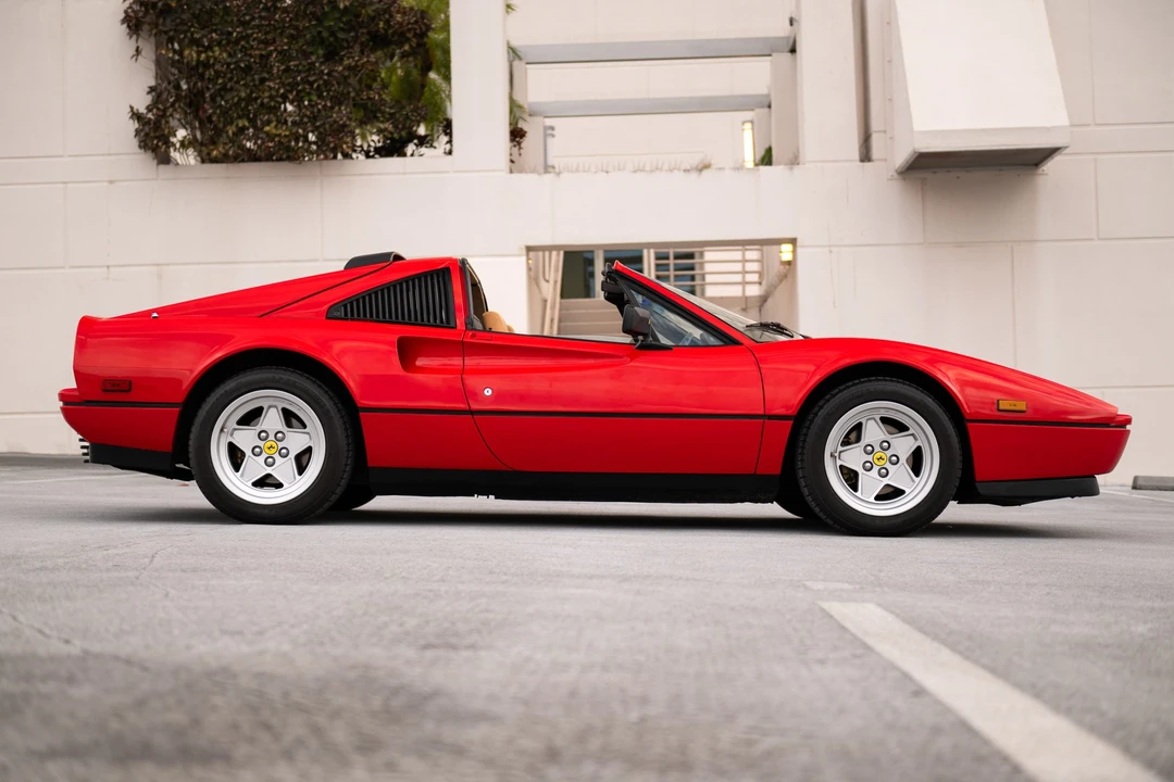1988 Ferrari 328 GTS - Image 24 of 31