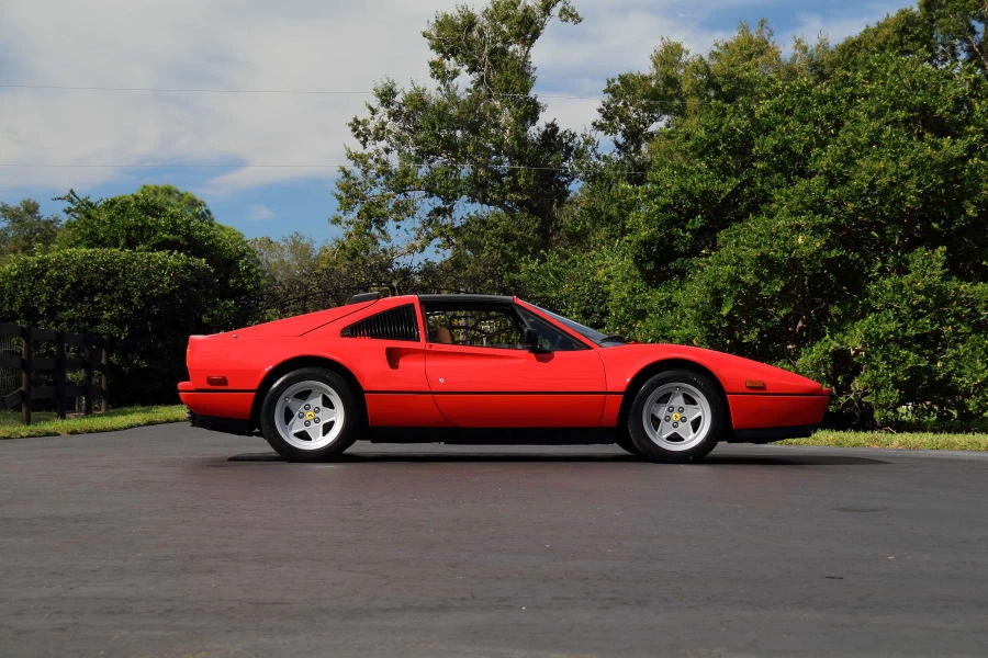 1988 Ferrari 328 GTS - Image 2 of 31