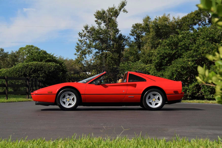 1988 Ferrari 328 GTS - Image 9 of 31