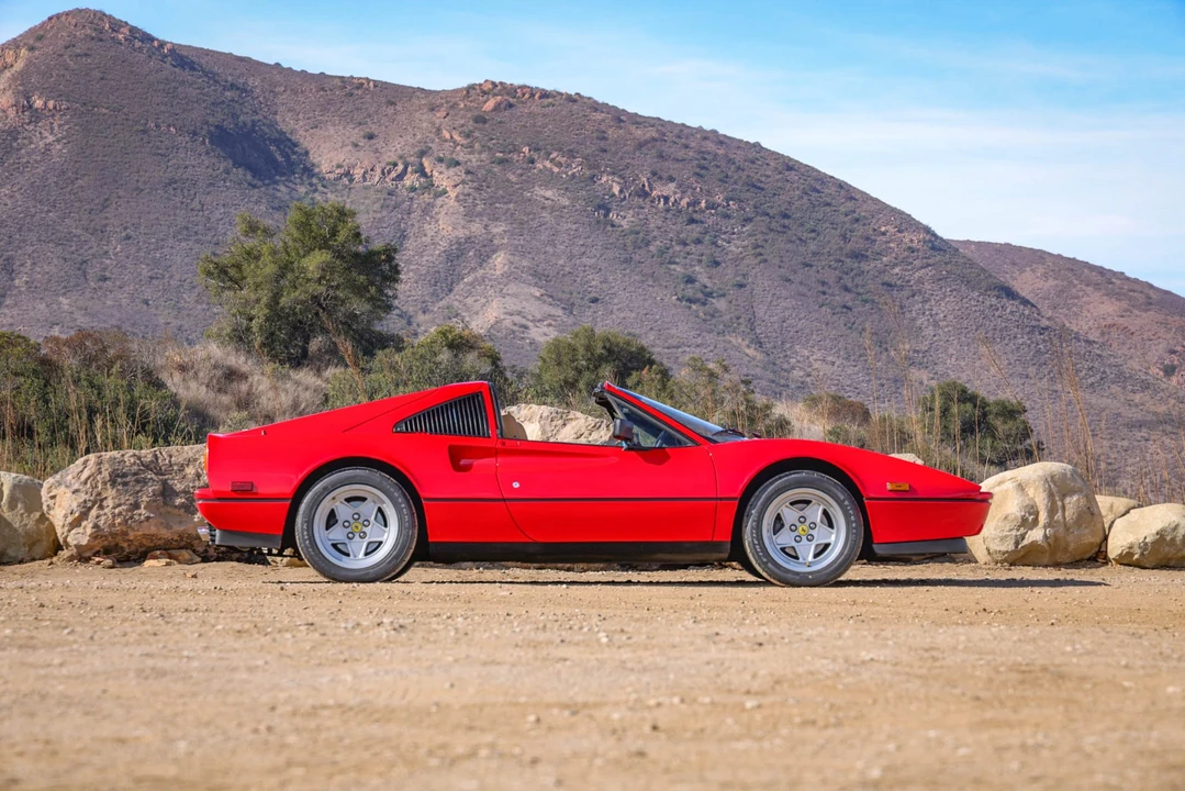 1988 Ferrari 328 GTS - Image 7 of 31