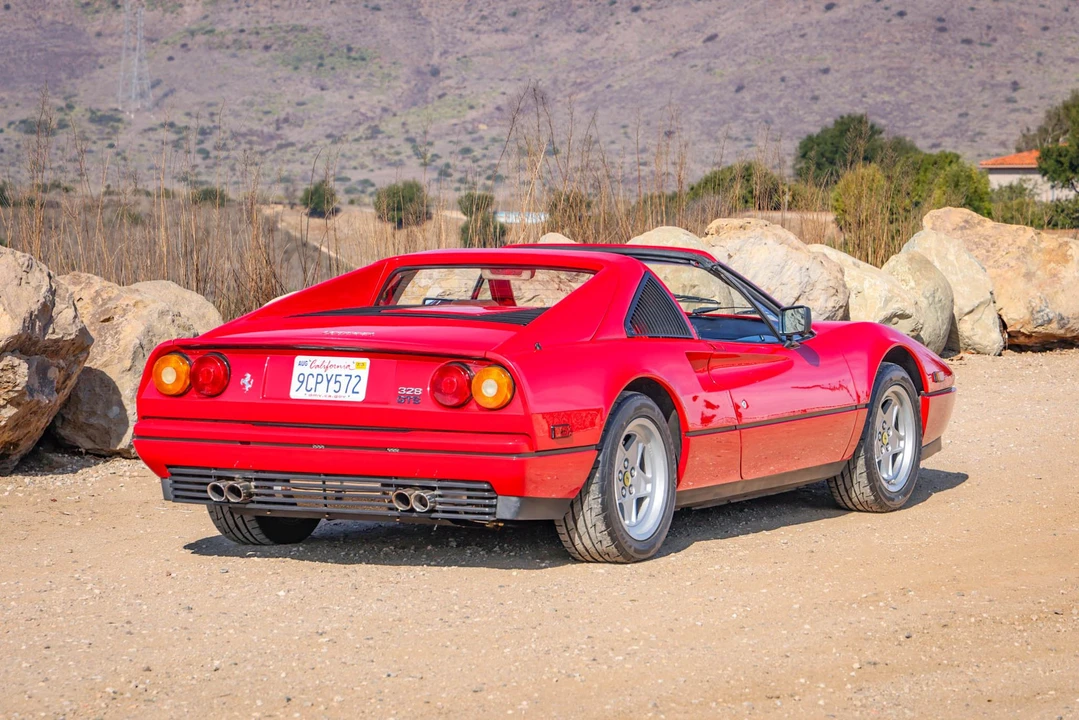 1988 Ferrari 328 GTS - Image 9 of 31