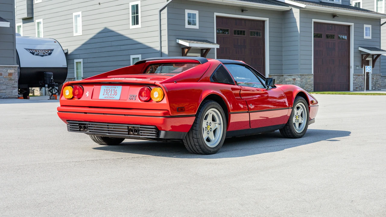 1988 Ferrari 328 GTS - Image 15 of 31
