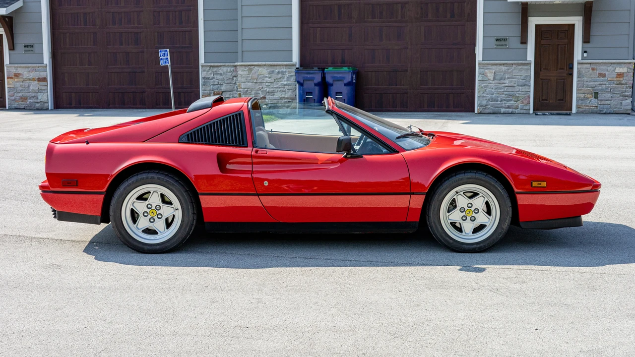 1988 Ferrari 328 GTS - Image 8 of 31