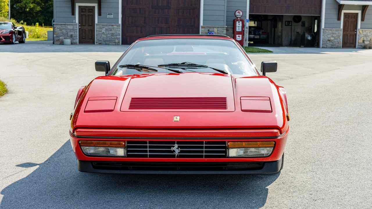 1988 Ferrari 328 GTS - Image 2 of 31