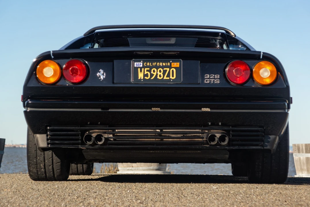 1988 Ferrari 328 GTS - Image 8 of 31
