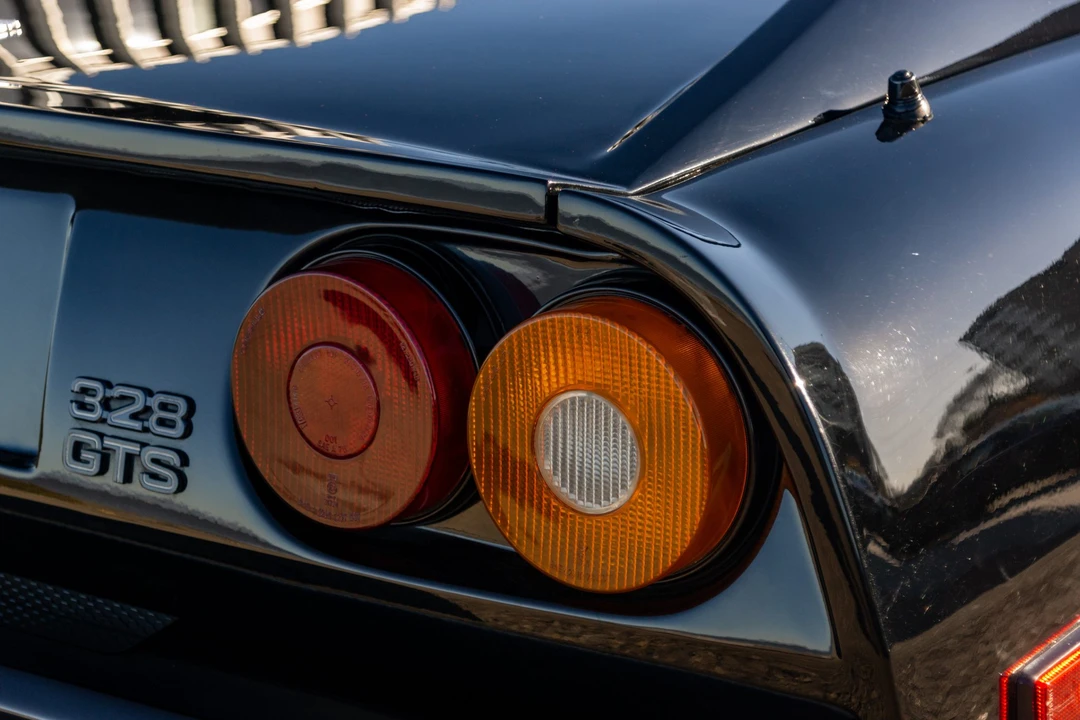 1988 Ferrari 328 GTS - Image 22 of 31