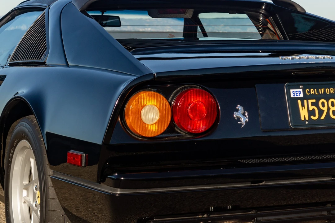 1988 Ferrari 328 GTS - Image 20 of 31