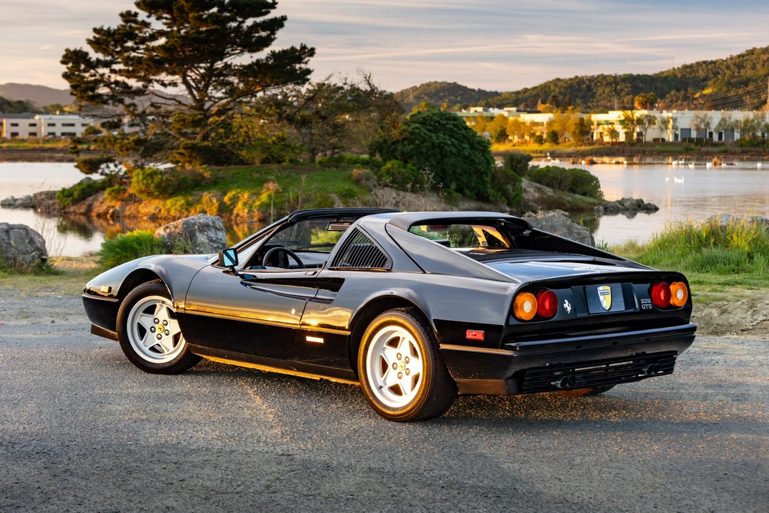 1988 Ferrari 328 GTS - Image 2 of 31