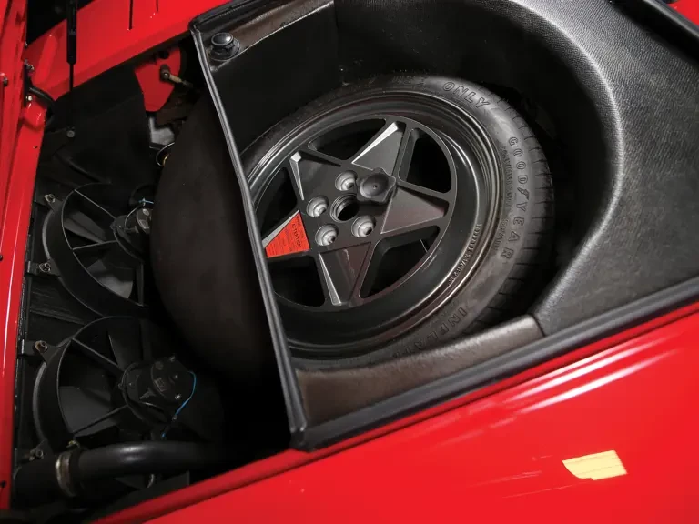1988 Ferrari 328 GTS - Image 27 of 29